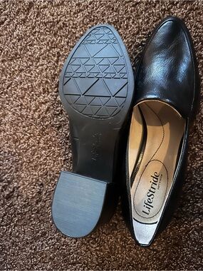 NWOT Life Stride Black Leather Block Heel Loafer